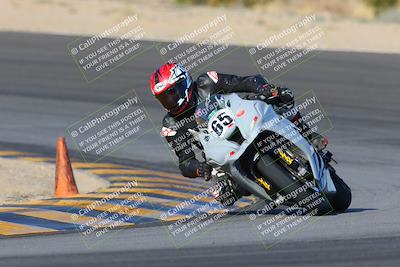 media/Dec-18-2022-SoCal Trackdays (Sun) [[8099a50955]]/Turn 10 (140pm)/